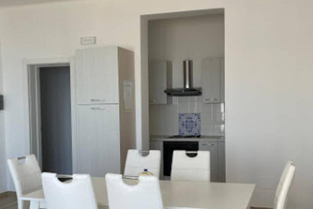 Viva Vista Mare Trilo Primo Piano Daire Porto Cesareo Dış mekan fotoğraf