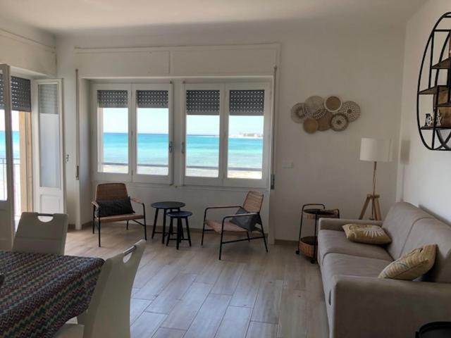 Viva Vista Mare Trilo Primo Piano Daire Porto Cesareo Dış mekan fotoğraf